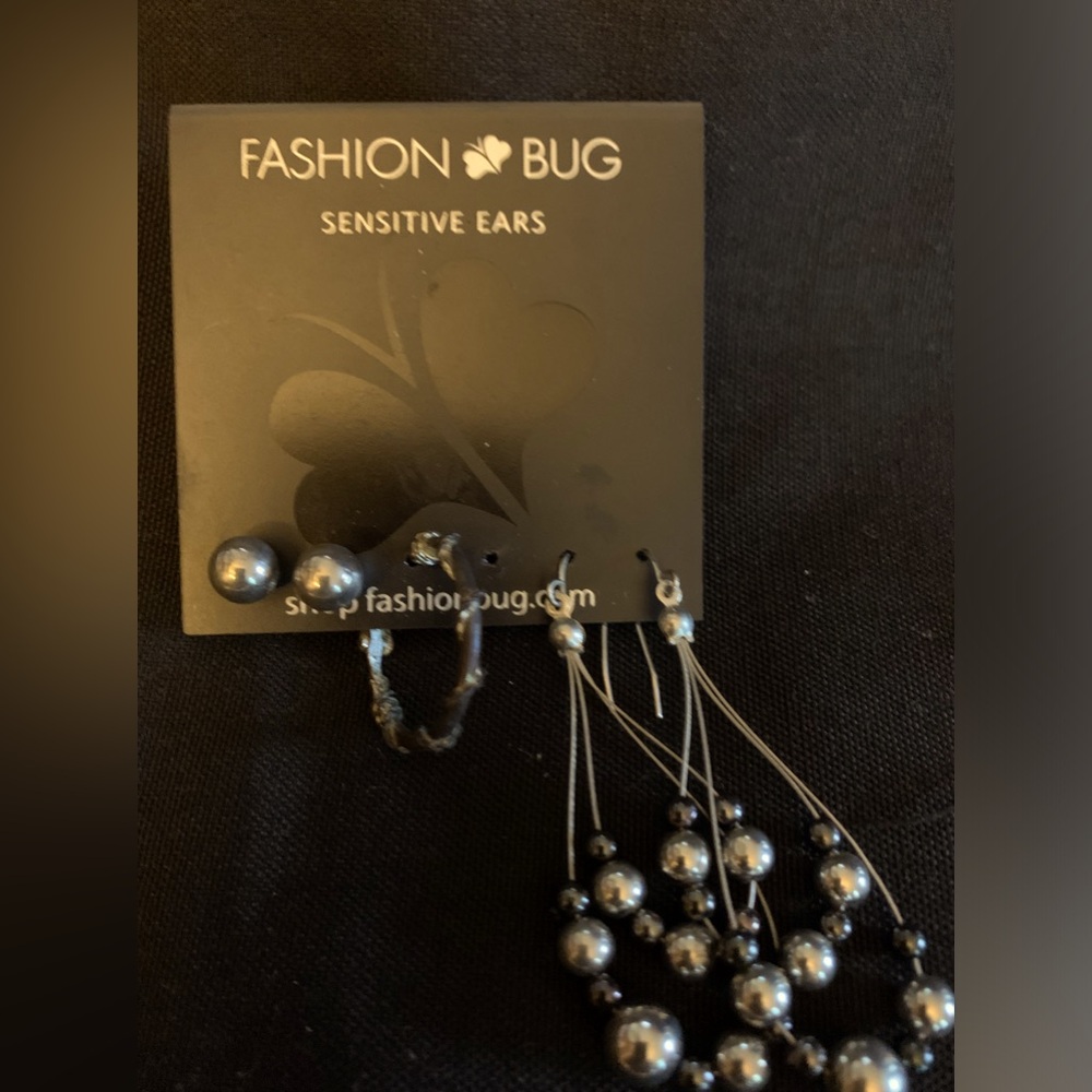 Fashion bug sensitive ears earring set